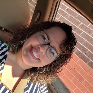 Meet your Posher, Mayda